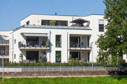 Wohnhäuser, moderne Wohngebäude, Wunstorf, Niedersachsen, Deutschland