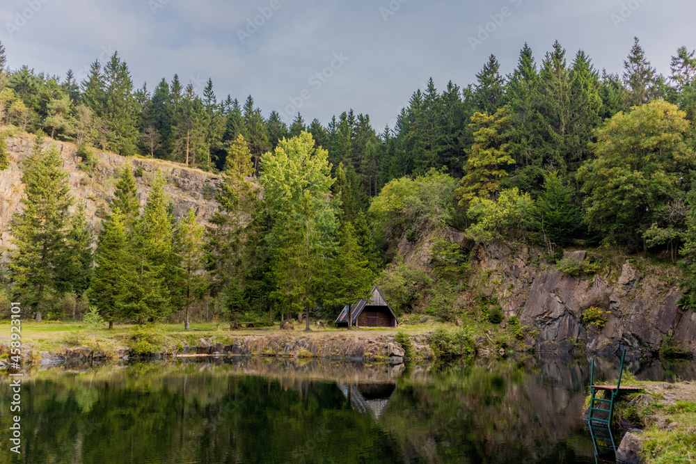 Fototapeta premium Herbstliches Erwachen am Rennsteig bei schönstem Wetter