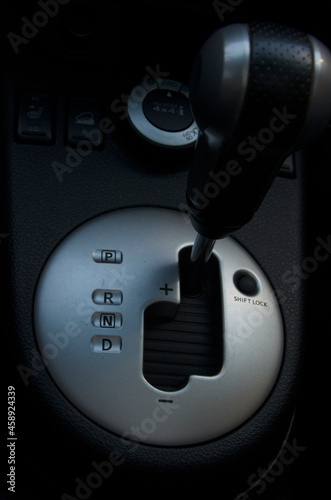 automatic gear lever and truck 4x4 traction indicator