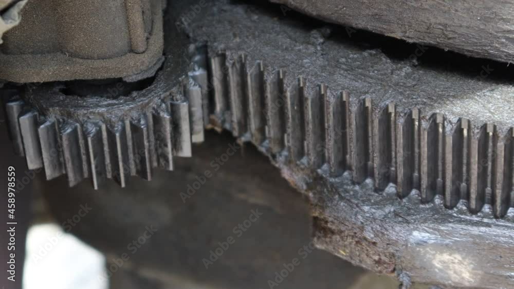 Spur Gears control the direction of the forklift wheels Spur Gears control the direction of the forklift wheels