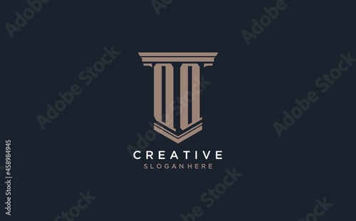 QQ initial logo with pillar style, luxury law firm logo design ideas