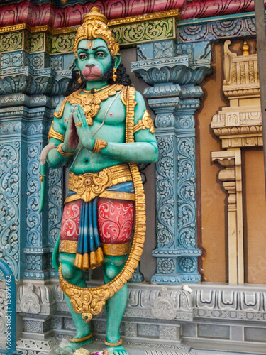 Obraz na płótnie Sri Krishnan Temple Hanuman image w salonie