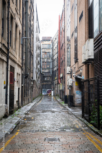Alley between buildings