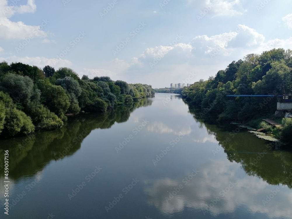 Fototapeta premium river in the park