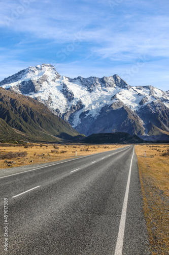 Mount Cook Region - New Zealand © jeayesy