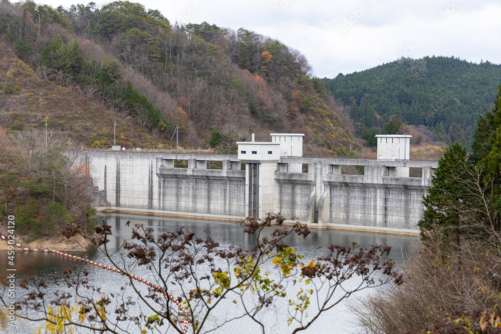 EOSRP.岡山県三室川ダム、紅葉のため三室川ダムまで遠出。