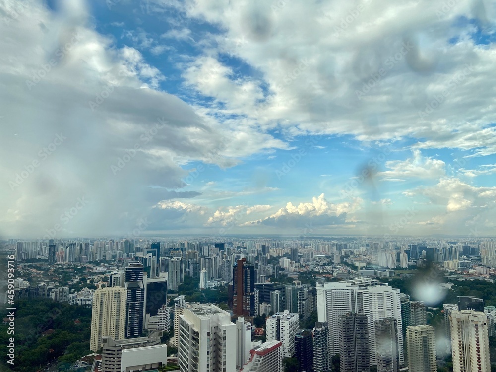 Fototapeta premium clouds with beautiful blue sky over city