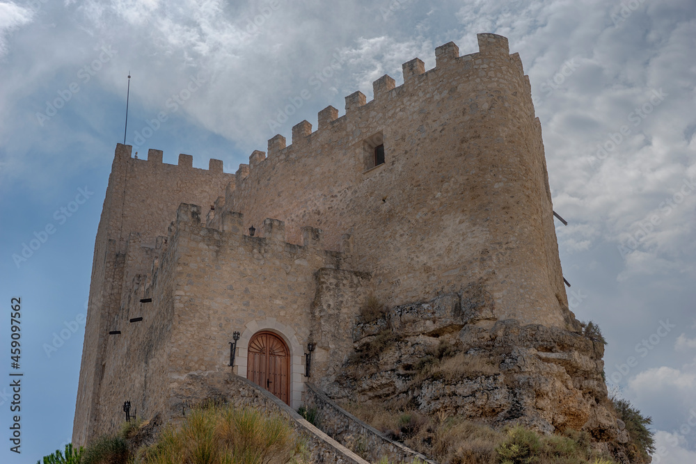 Castillo-Fortaleza de Doña Berenguela en Curiel de Duero, España