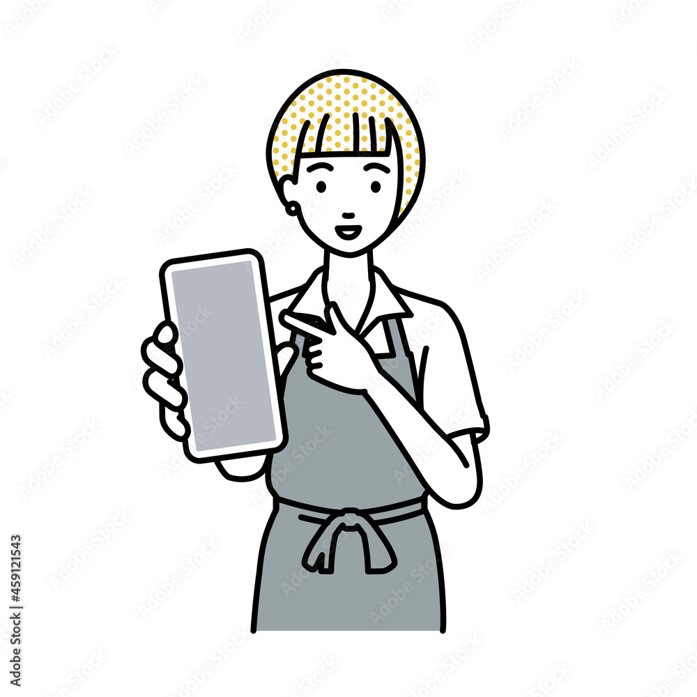 立ってスマートフォンを指差してこちらに向けて見せているカフェ店員の女性
