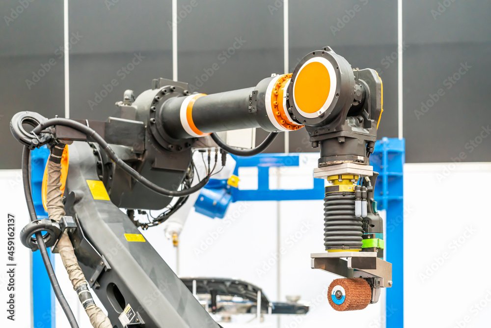 Automatic smart robot arm with suction dust collection system and polishing or buffing machine polishing tool for rust remove or prepare surface clean smooth in industrial manufacturing process Automatic smart robot arm with suction dust collection system and polishing or buffing machine polishing tool for rust remove or prepare surface clean smooth in industrial manufacturing process