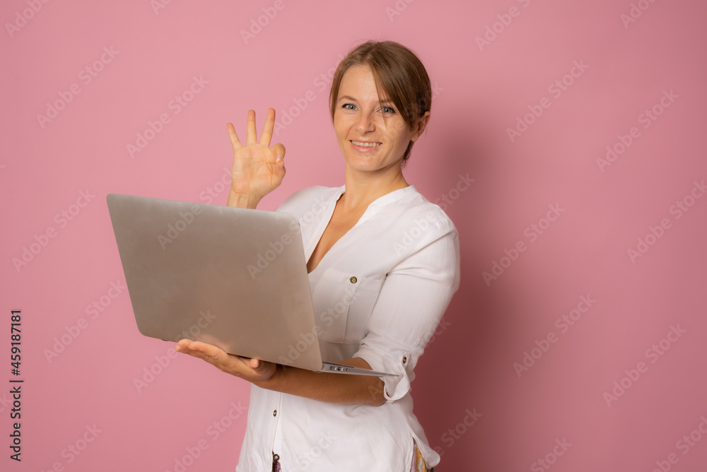 v v
