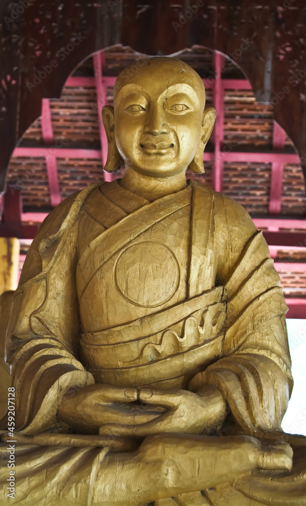   Chinese Buddha statues, Chinese temples in Thailand

