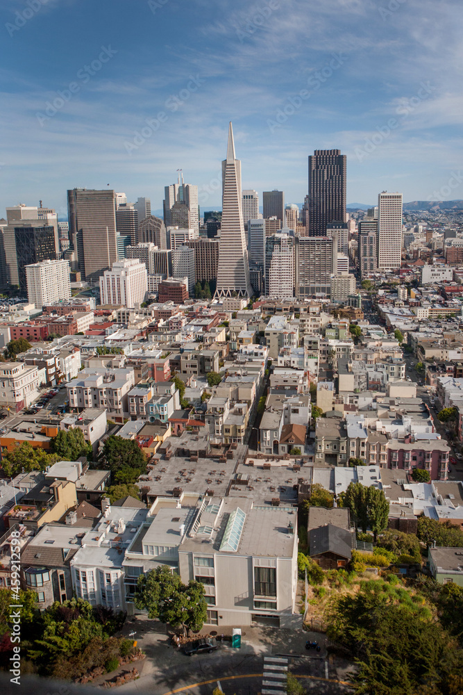 Fototapeta premium San Francisco, USA, May 2009. View of the city of San Francisco, California, United States of America. 
