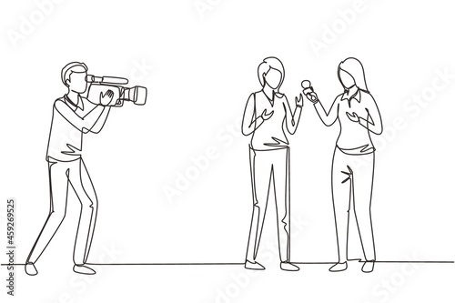 Single one line drawing woman journalist with microphone, interview man in front of camera at tv studio. Reporter, cameraman broadcast breaking news at live stream. Continuous line draw design vector