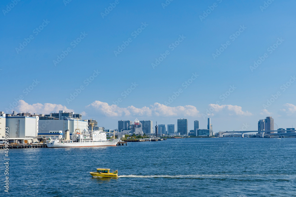 Naklejka premium 【東京都】都市風景 東京港