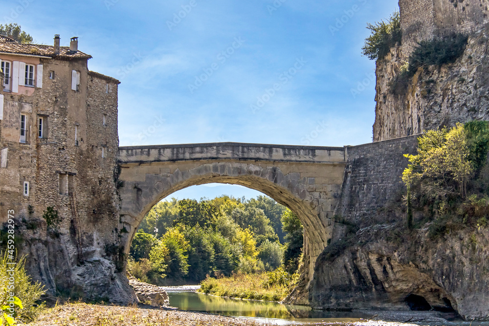 pont romain de la ville de Vaison-la-Romaine