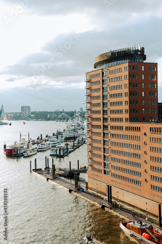 Hamburg Hafen, Eldphilharmonie © Phatthiya