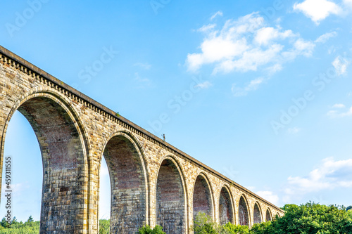Cefn Viaduct A stunning railway viaduct rising majestically over the River Dee Designed by Scottish civil engineer and railway pioneer Henry Robertson, and built by railway contractor Thomas Brassey 