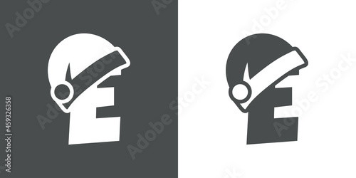 Logotipo con letra inicial E con silueta de gorro de Papá Noel en fondo gris y fondo blanco