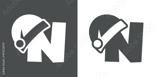 Logotipo con letra inicial N con silueta de gorro de Papá Noel en fondo gris y fondo blanco