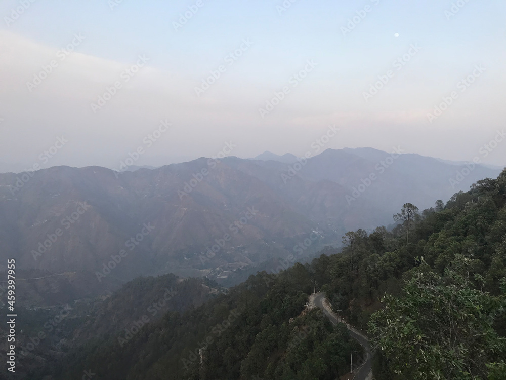 Fototapeta premium Travel, California, India, London, Beijing, China, United Kingdom, Shimla, Narkanda, San Jose
