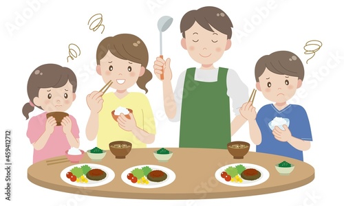 家族に不味い手料理をふるまう味音痴なお父さん 