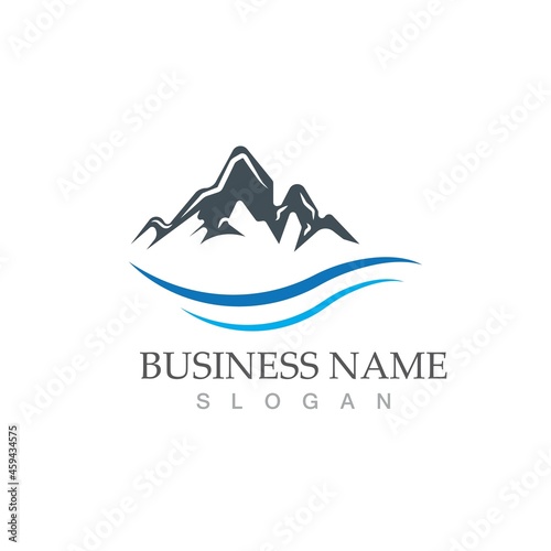 Mountain icon Logo template vector