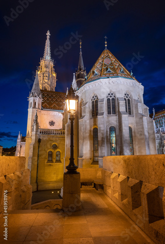 Obraz na płótnie St. Matthias Church during evening in Budapest, Hungary w salonie