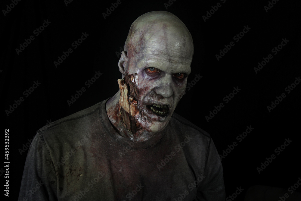Male zombie with ripped out jaw 
