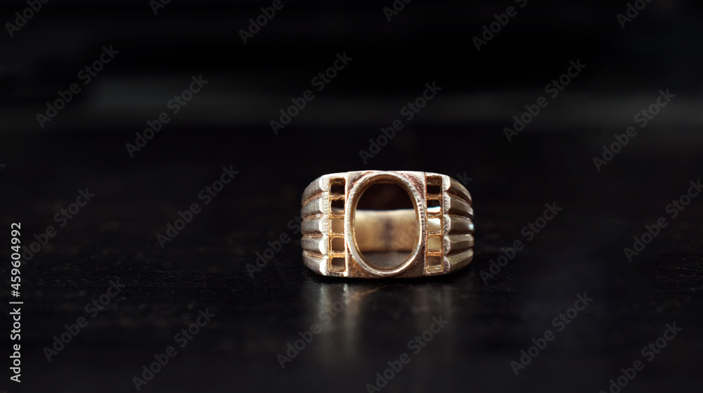 Jewelry, gold ring, address of the production process Jewelry, gold ring, address of the production process