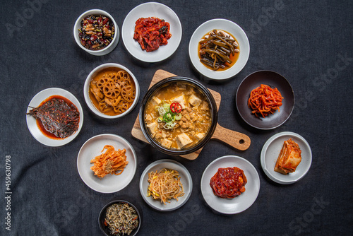 오랜 시간 끓여 맛있는 국물 요리