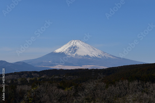 雪化粧の富士山 © KIMURA