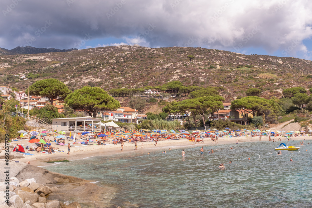 Fototapeta premium Spiaggia di Sacchetto isola d’Elba