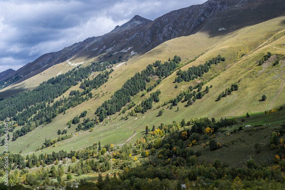 Obraz premium Caucasus mountain slopes