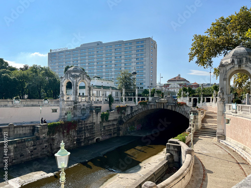 Bilde på lerret Am Stadtpark, Am Heumarkt, 1030 Wien