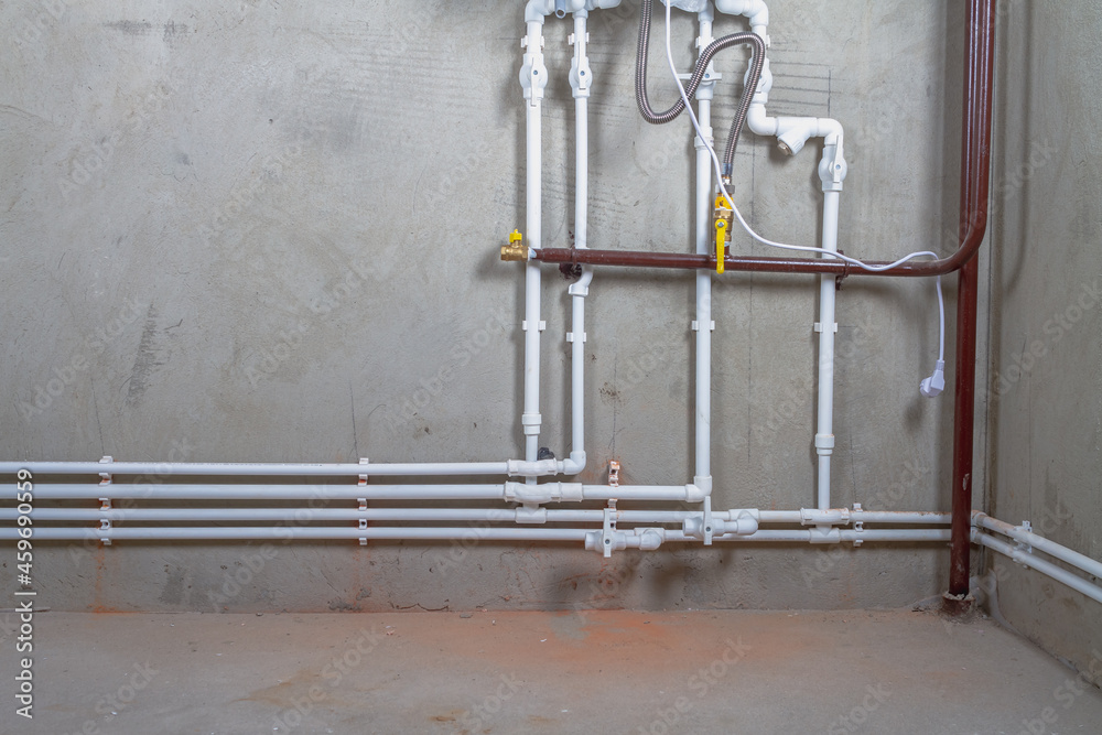 Distribution of hot water and heating through plastic pipes from a double-circuit boiler in the house An autonomous heating system