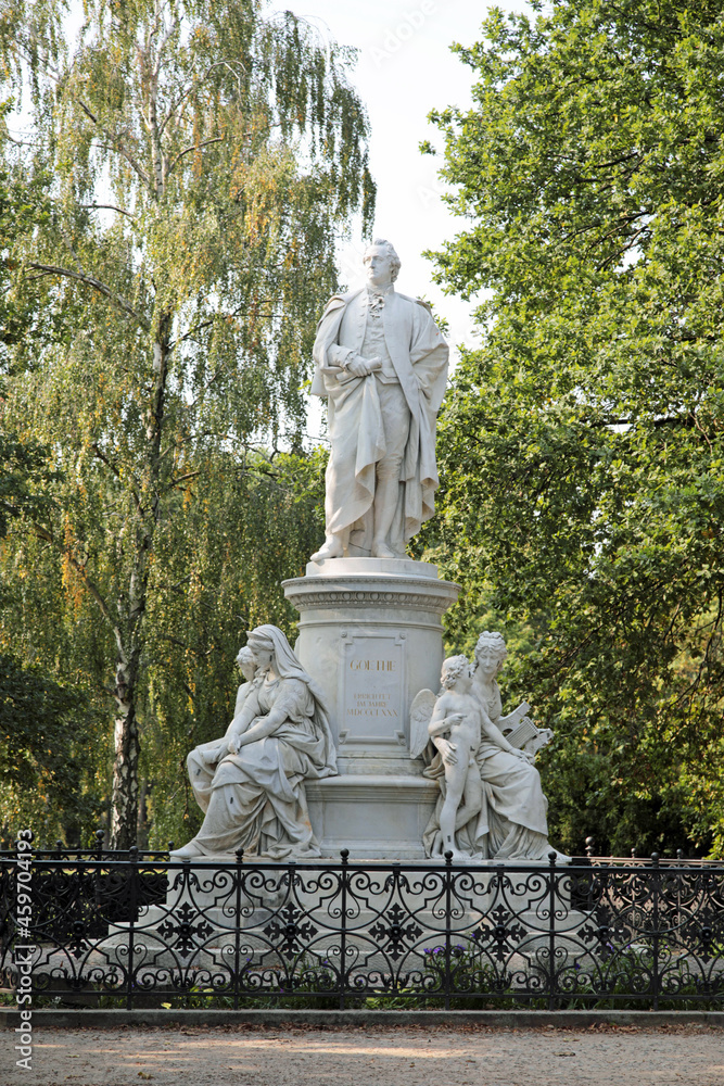 Fototapeta premium Goethe Denkmal