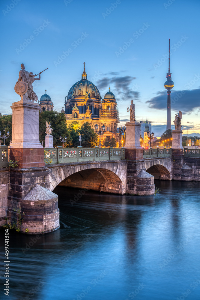 The Cathedral, the TV Tower and the Schlossbruecke in Berlin before sunrise