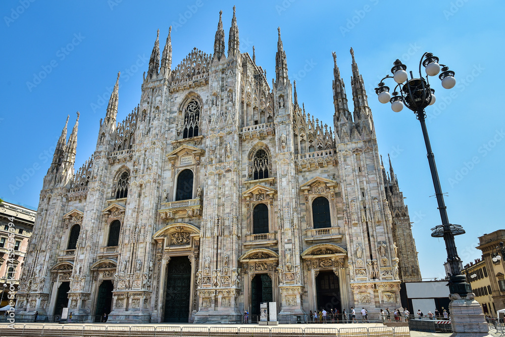 beautiful cathedral (duomo di Milano) in Milan, Italy 