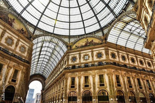 Victor Emmanuel II Gallery in Milan, Italy  © VinyLove Foto