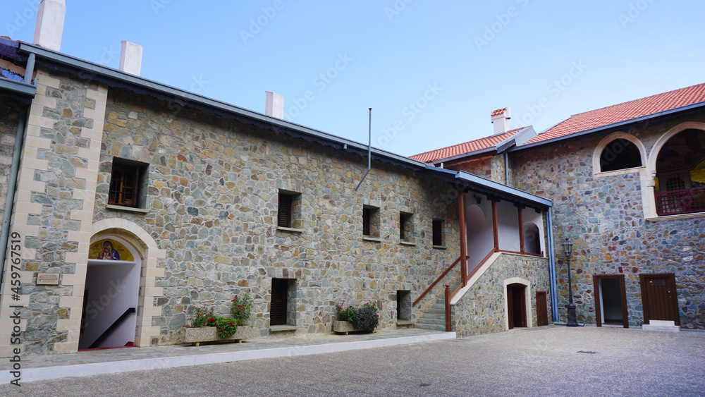 architecture, house, building, old, street, wall, sky, home, town, europe, stone, city, ancient, window, travel, abandoned, village, spain, history, brick, italy, windows, facade, urban, tourism