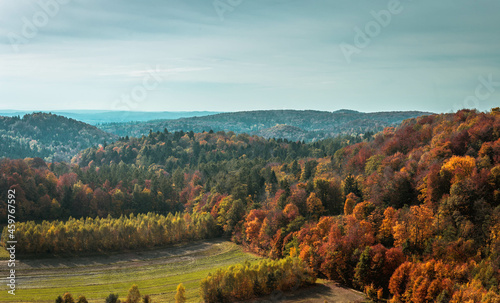 Fototapeta Naklejka Na Ścianę i Meble -  Colorful bright autumn in mountains