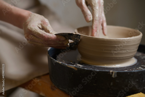 Process of pottery and making a new bowl