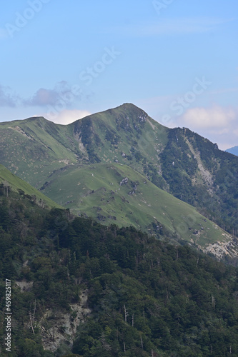 四国で最も美しい山「三嶺」の秋