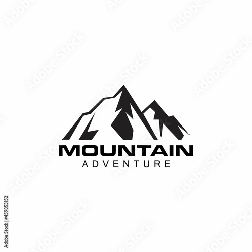 Mountain icon Logo Template Vector illustration design