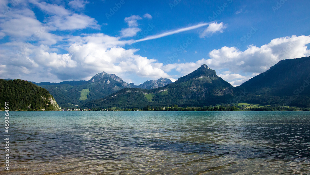 lac de montagne autrichien