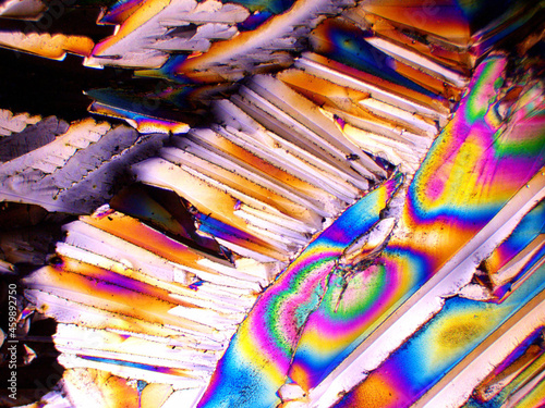  2 CrystalArt Photomicrography +pol 4x magnification.  © Mattia