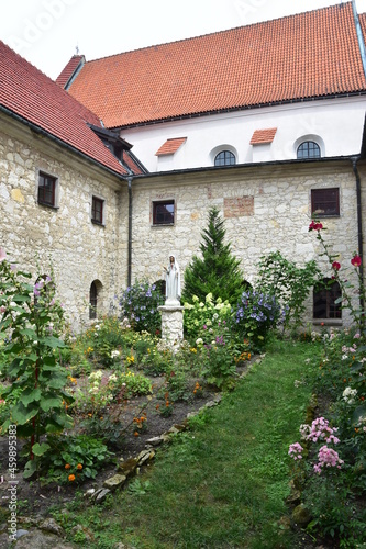 Klasztor Reformat  w i ko  ci     Kazimierz Dolny 
