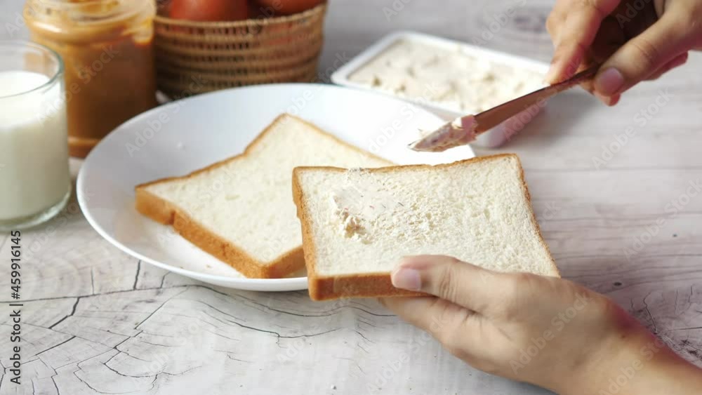 low fact cheese cream spread on a bread on table low fact cheese cream spread on a bread on table