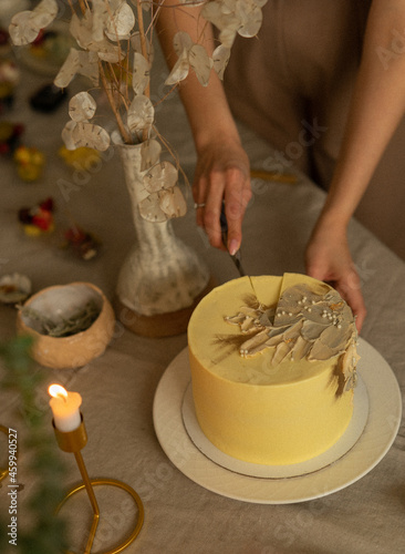 handmade sponge cake for wedding